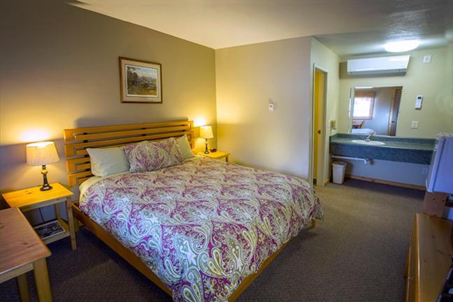 Adventure Inn Ely Dış mekan fotoğraf